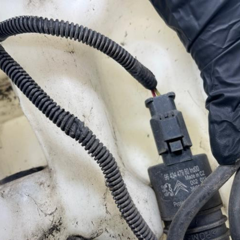 Vase de lave glace PEUGEOT 3008 1 Photo n°3