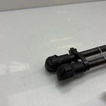 Verin de coffre OPEL AGILA A