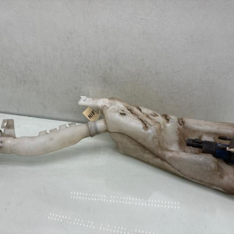 Vase de lave glace RENAULT CLIO 3 Photo n°1