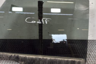 Vitre arriere droit CITROEN C4 PICASSO 2 Photo n°1