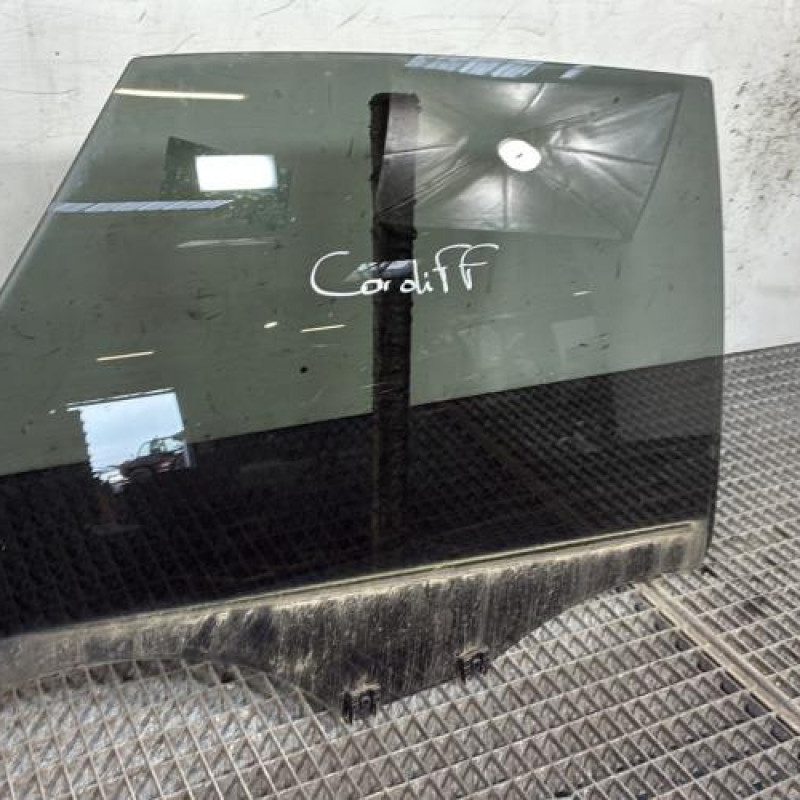 Vitre arriere droit CITROEN C4 PICASSO 2 Photo n°3