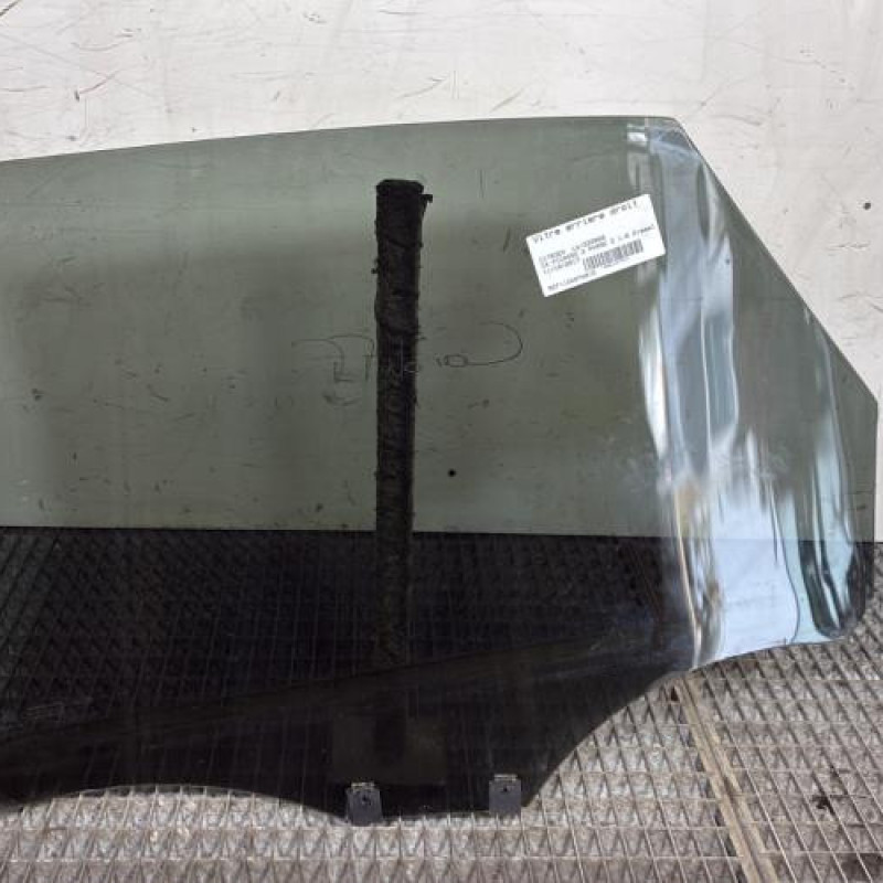Vitre arriere droit CITROEN C4 PICASSO 2 Photo n°4