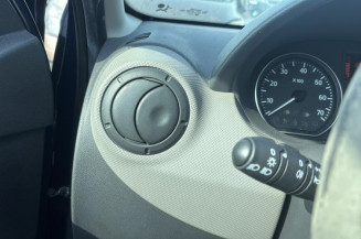 Verin de coffre DACIA SANDERO 1