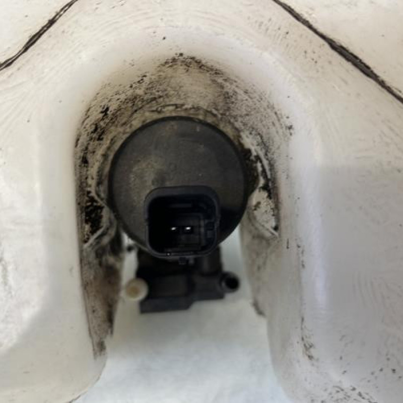 Vase de lave glace DACIA SANDERO 1 Photo n°3