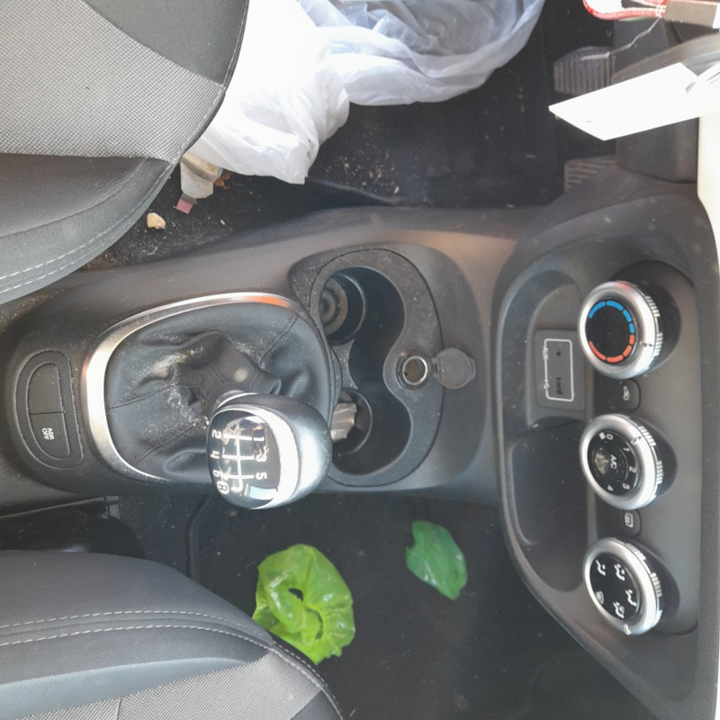 FIAT 500L PHASE 1 1.4i - 16V Photo n°10