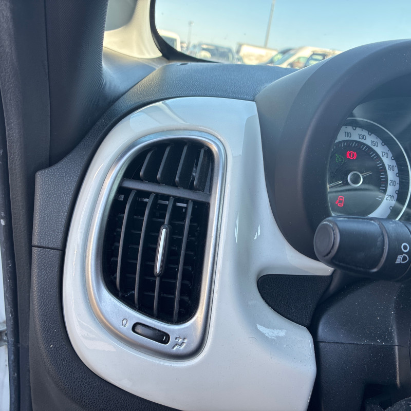 FIAT 500L PHASE 1 1.4i - 16V Photo n°24