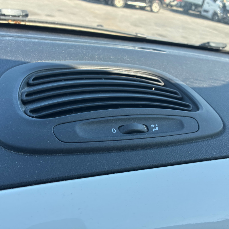 FIAT 500L PHASE 1 1.4i - 16V Photo n°26