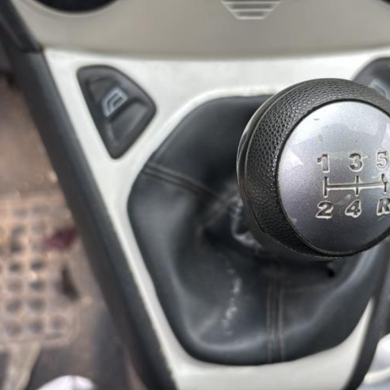 Bouchon de carburant FORD KA 2 Photo n°10