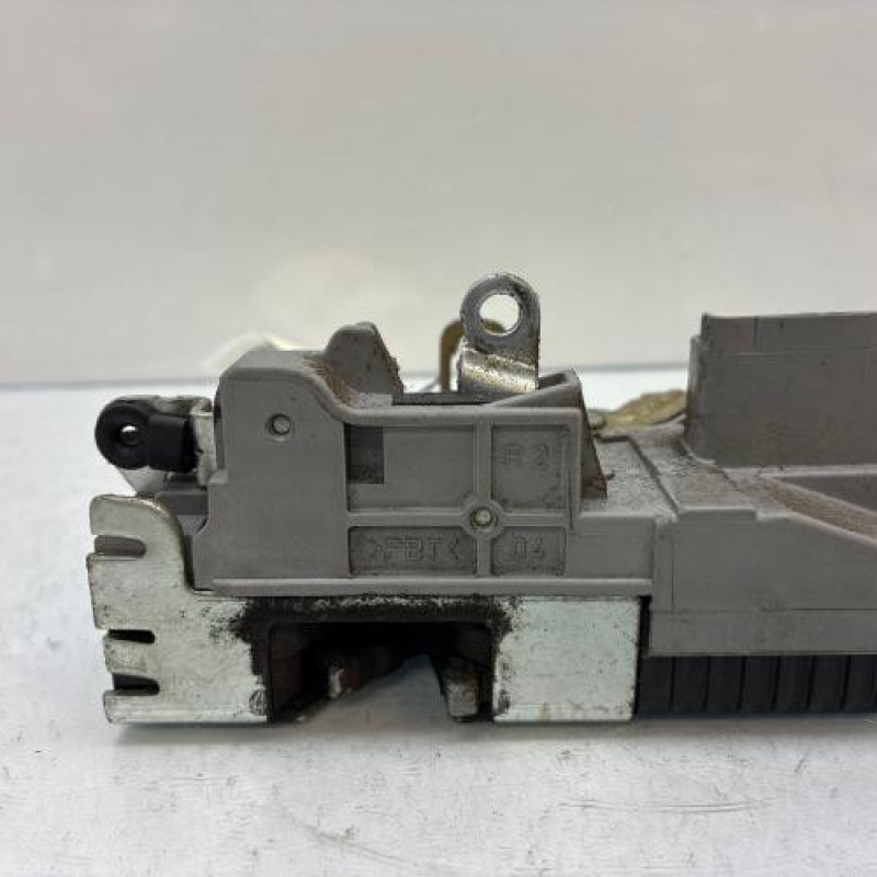 Serrure avant droit PEUGEOT 206 Photo n°3