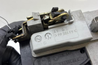 Serrure avant gauche PEUGEOT 206