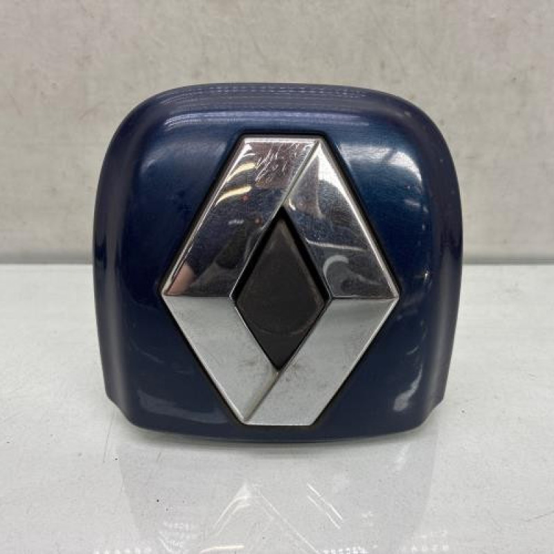 Bouton de coffre RENAULT CLIO 2 Photo n°1
