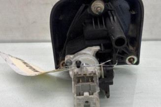 Bouton de coffre RENAULT CLIO 2