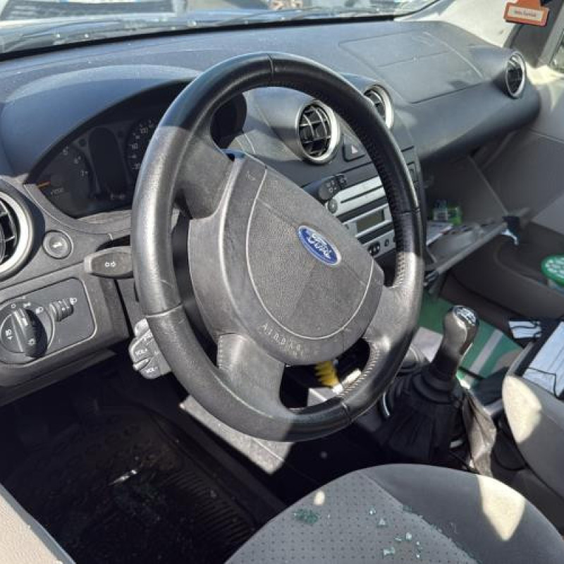 Serrure avant droit FORD FIESTA 5 Photo n°16