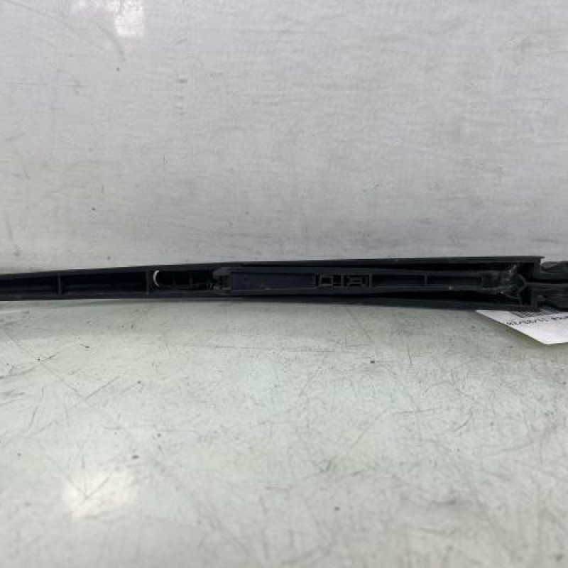 Bras essuie glace arriere PEUGEOT 2008 1 Photo n°3