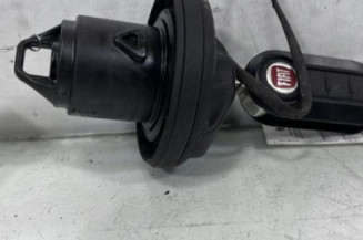 Bouchon de carburant FIAT PUNTO EVO 3 Photo n°1