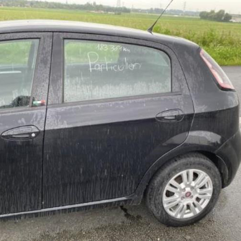 Serrure de coffre FIAT PUNTO EVO 3 Photo n°19