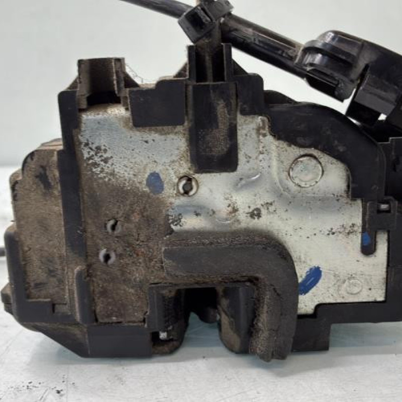 Serrure avant gauche RENAULT CLIO 3 Photo n°4