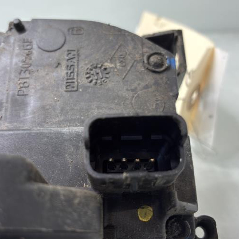 Serrure avant gauche RENAULT CLIO 3 Photo n°5