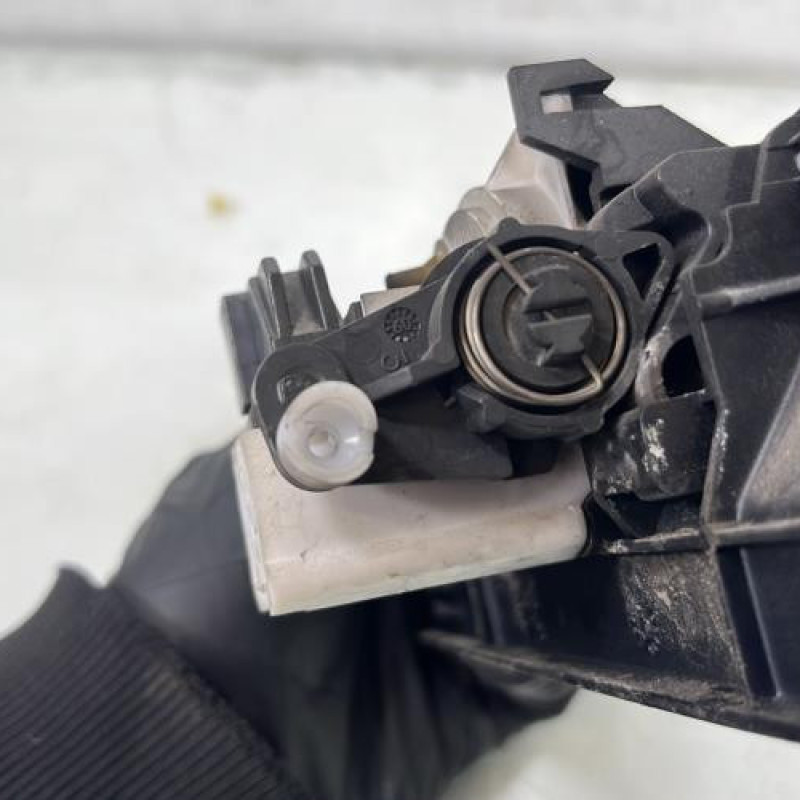 Bouton de coffre PEUGEOT 206+ Photo n°4