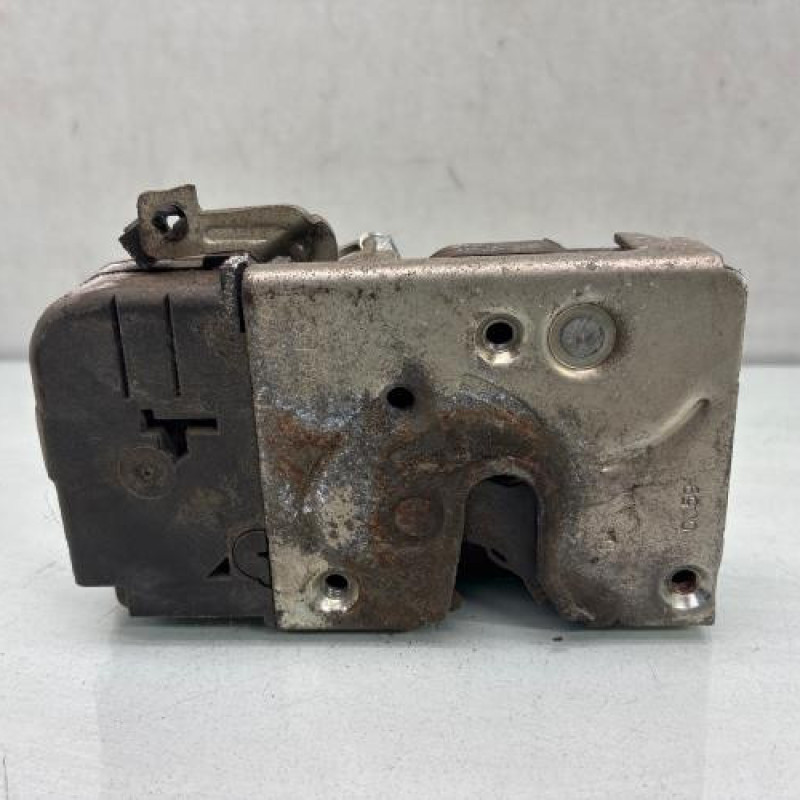 Serrure avant droit PEUGEOT 206+ Photo n°1