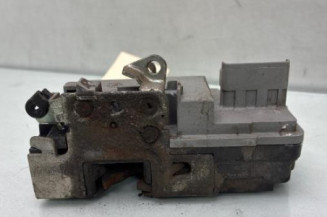 Serrure avant droit PEUGEOT 206+