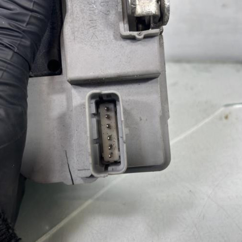 Serrure avant gauche PEUGEOT 206+ Photo n°4