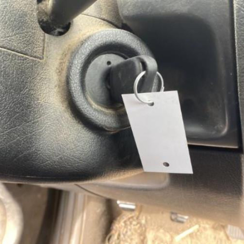 Bouchon de carburant PEUGEOT PARTNER 1 Photo n°6