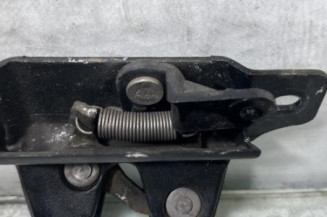 Serrure de coffre PEUGEOT 206+