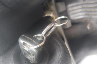 Serrure de coffre PEUGEOT 206+