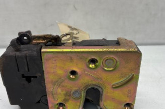 Serrure avant droit PEUGEOT 306 Photo n°1