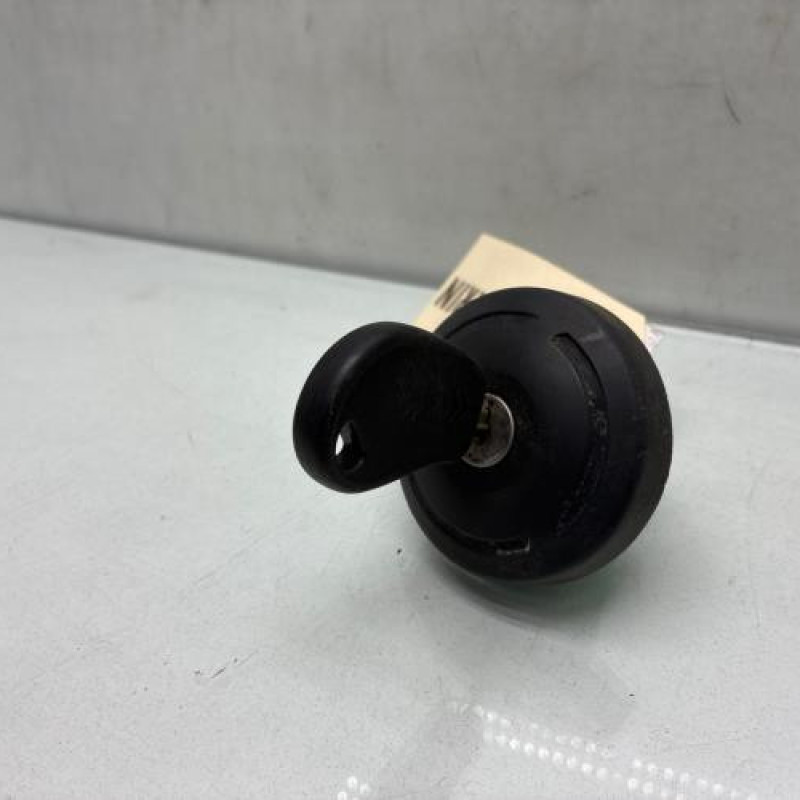 Bouchon de carburant CITROEN XSARA Photo n°1