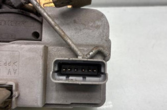 Serrure avant droit CITROEN XSARA