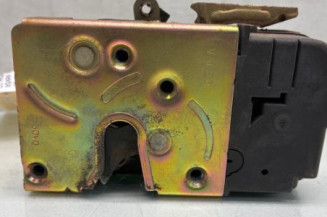 Serrure avant gauche CITROEN XSARA Photo n°1