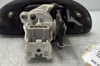 Bouton de coffre RENAULT SCENIC 1