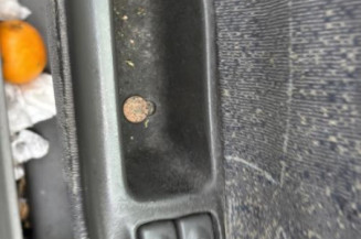 Bouton de coffre RENAULT SCENIC 1