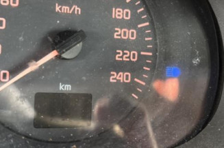 Bouton de coffre RENAULT SCENIC 1