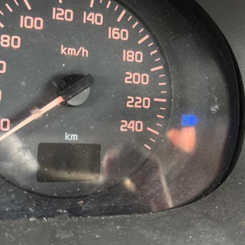 Bouton de coffre RENAULT SCENIC 1 Photo n°20