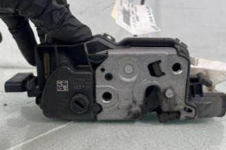 Serrure avant gauche PEUGEOT 5008 1