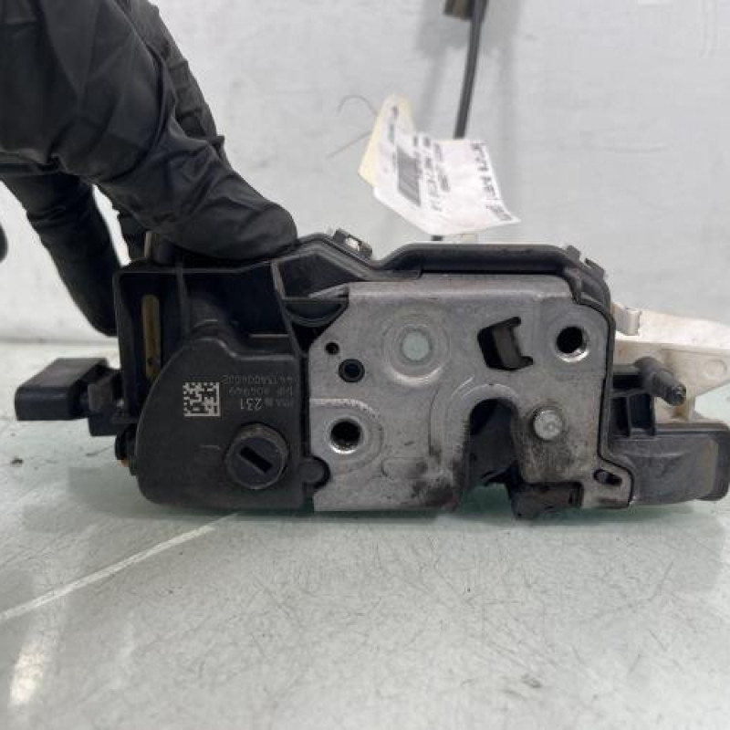 Serrure avant gauche PEUGEOT 5008 1 Photo n°2