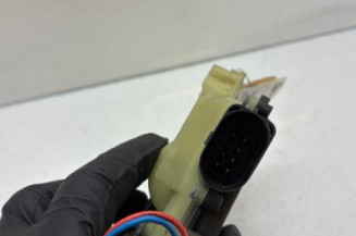 Serrure avant gauche VOLKSWAGEN GOLF 4