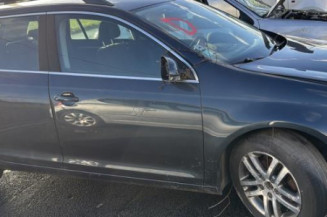 Bouton de coffre VOLKSWAGEN GOLF 5