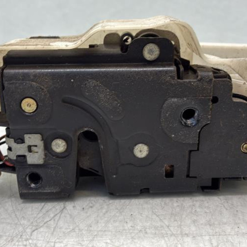 Serrure avant gauche VOLKSWAGEN TOURAN 1 Photo n°3