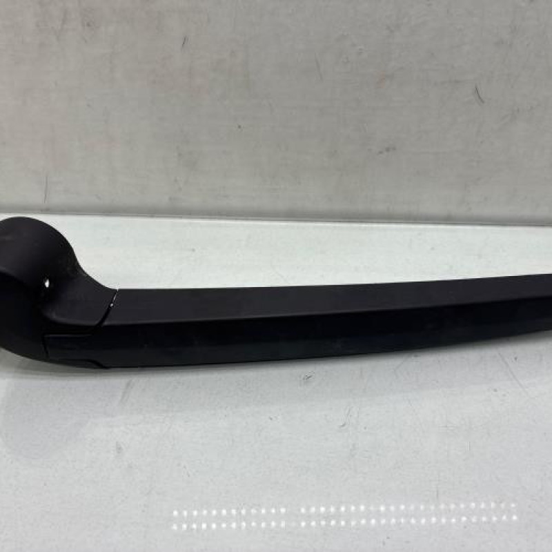 Bras essuie glace arriere AUDI Q2 Photo n°1