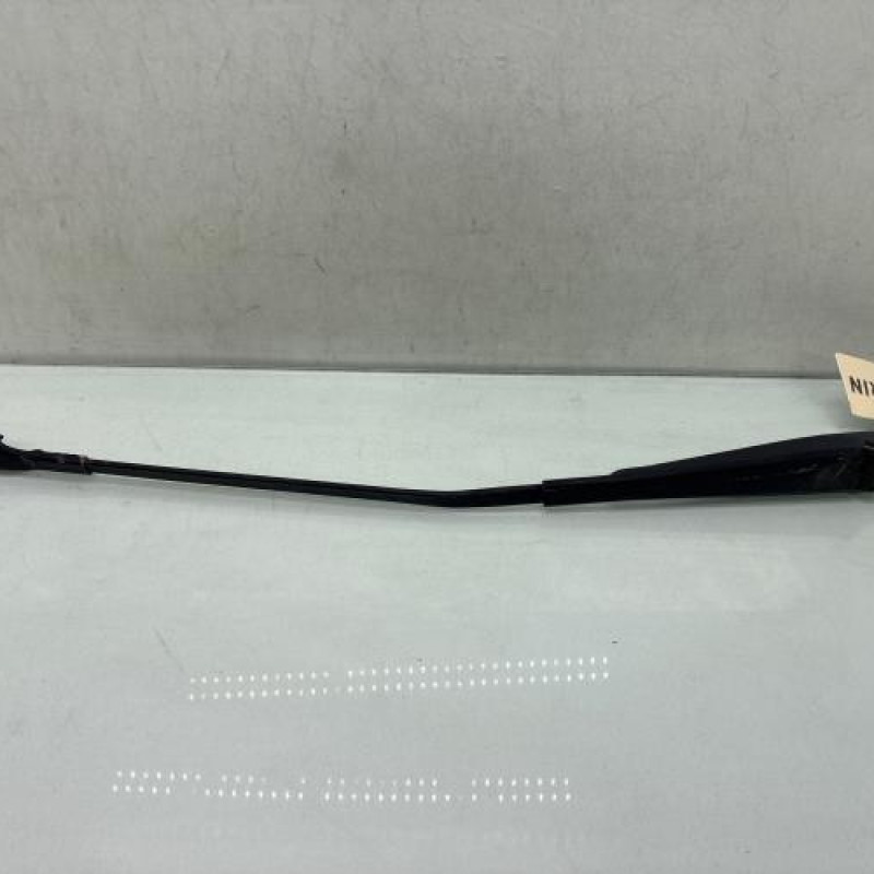 Bras essuie glace avant droit AUDI Q2 Photo n°1