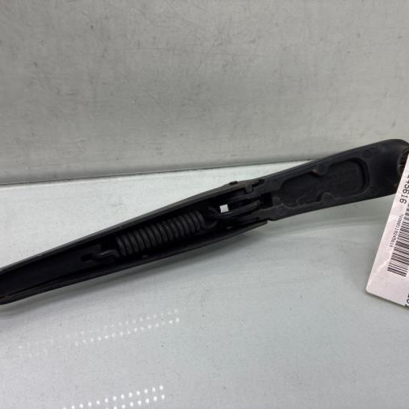 Bras essuie glace avant droit AUDI Q2 Photo n°2