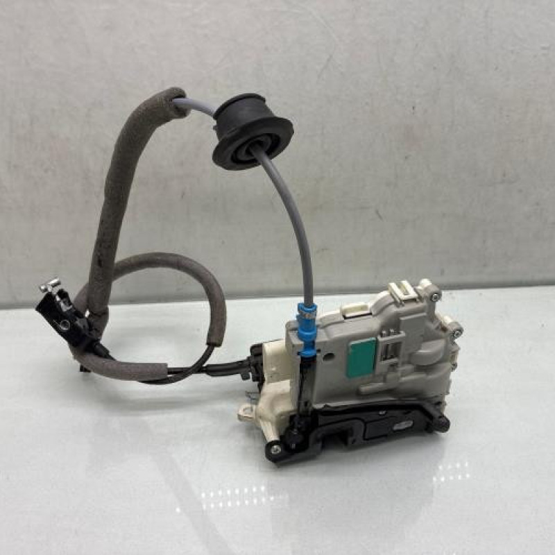 Serrure avant droit AUDI Q2 Photo n°3