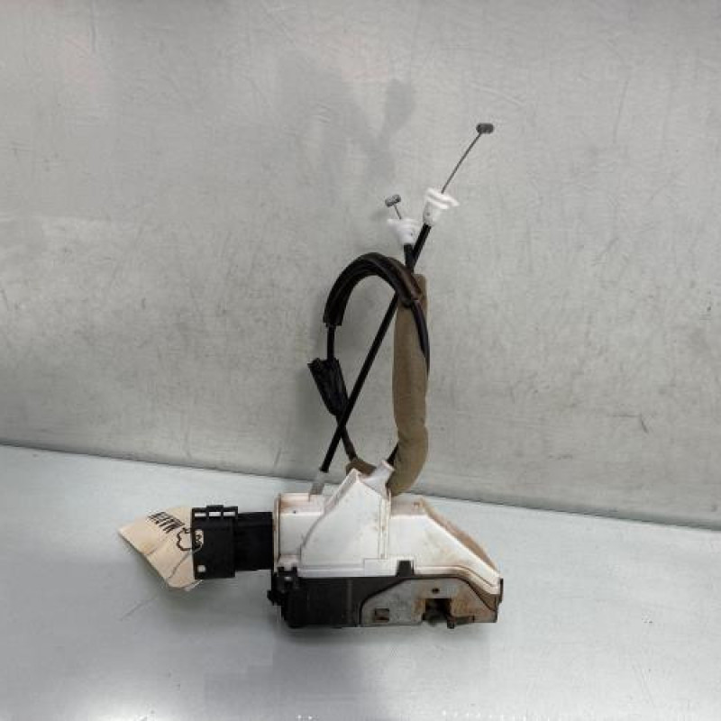 Serrure avant droit CITROEN BERLINGO 2 Photo n°4