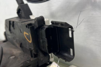 Serrure avant droit PEUGEOT 207