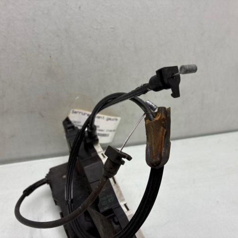 Serrure avant gauche PEUGEOT 207 Photo n°3