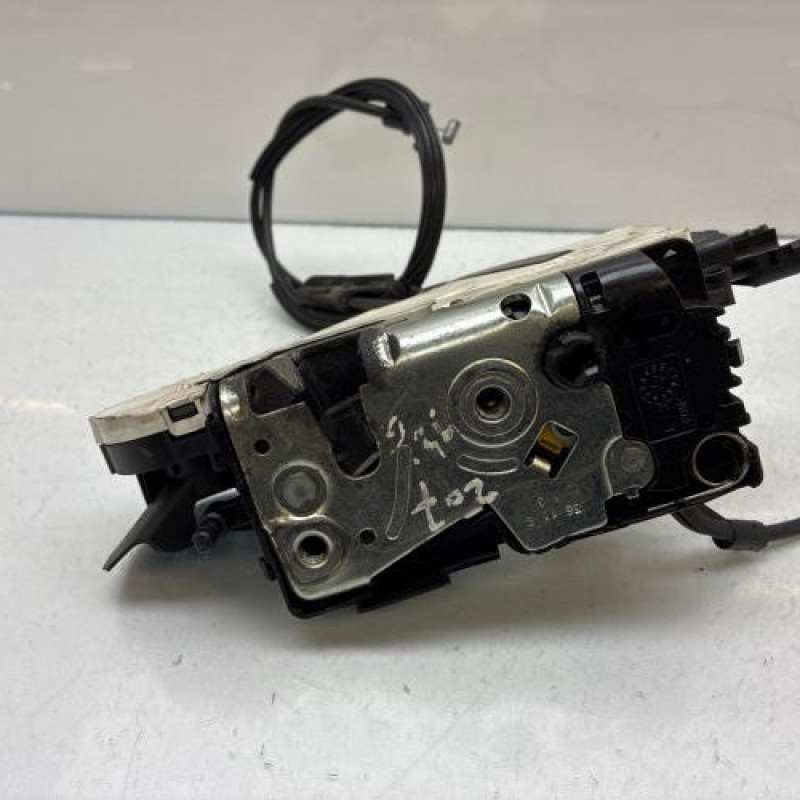 Serrure avant gauche PEUGEOT 207 Photo n°6